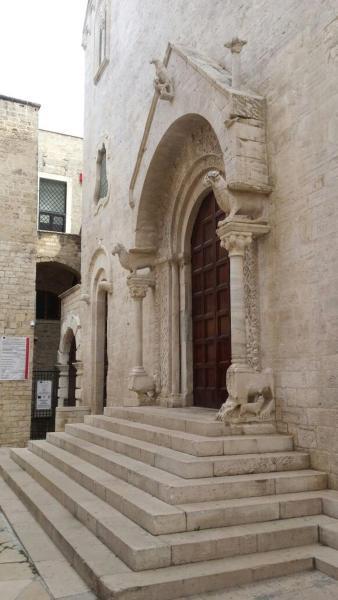 La Cattedrale B&B ビシェーリエ エクステリア 写真